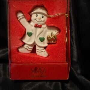 Mikasa Holiday Magic Snowman Christmas ornament porcelain w 24k gold